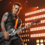 DJ-ashba-guns