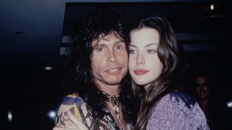 Así-descubrió-Liv-Tyler-que-el-líder-de-Aerosmith-era-su-padre-1