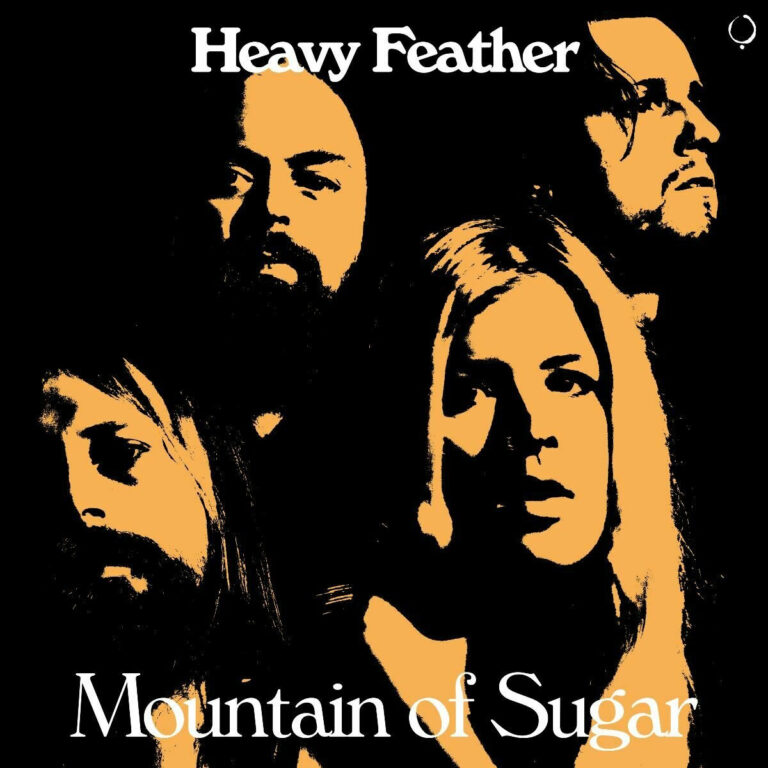 heavy feather-mountain of sugar