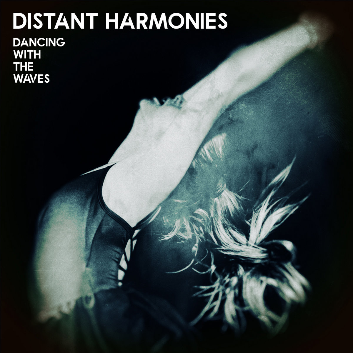 distant-harmonies-dancing-with-the waves