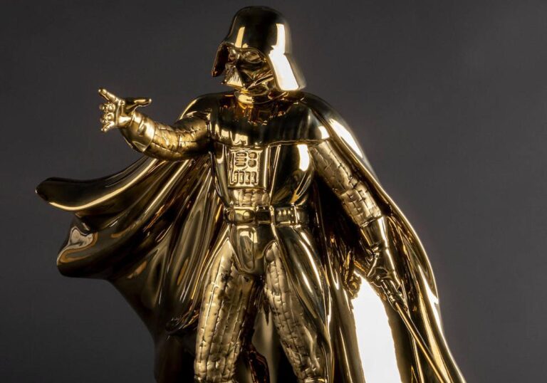 Darth Vader dorado 1 @lladro-kY0B-U2001485172SSD-1200x840@Las Provincias (1)