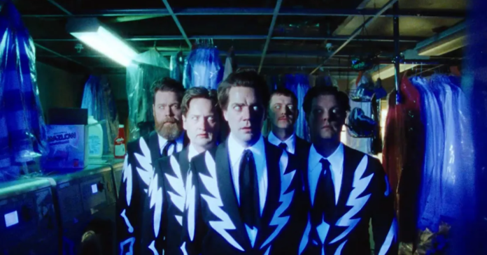 thehives-696x365