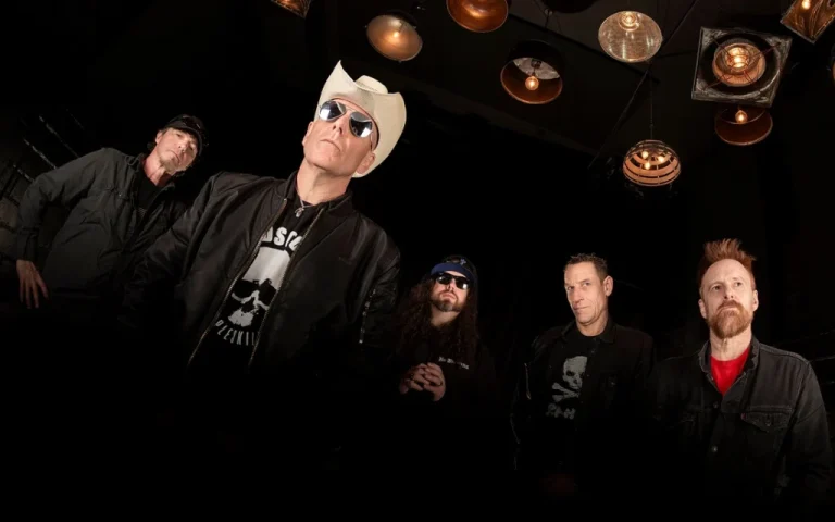 headstones band photo