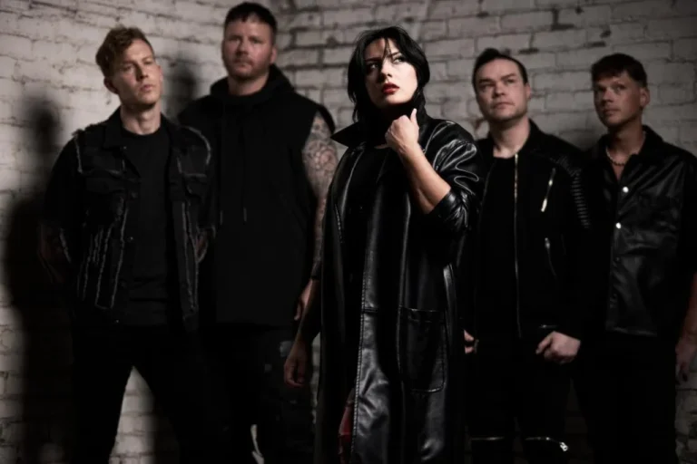 eva under fire band photo