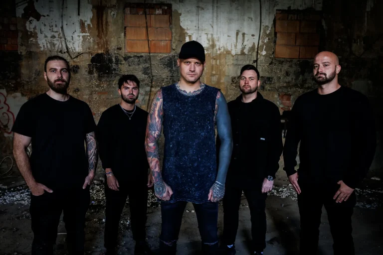 ncreotted band photo