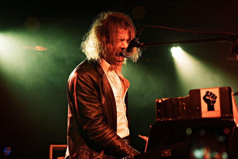 JAMES LEG noche de misa, blues, gospel, punk y sudor. Estraperlo Club 15/03/2026. Badalona -Barcelona