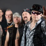 toys that bite band photo