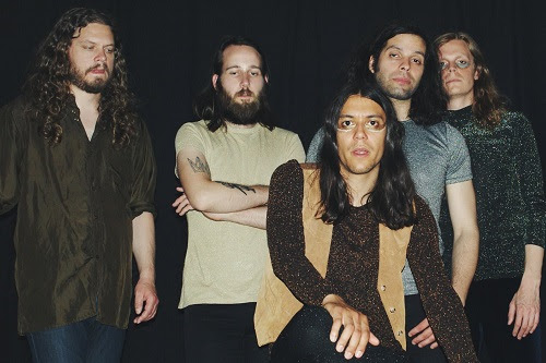 HÄLLAS BAND