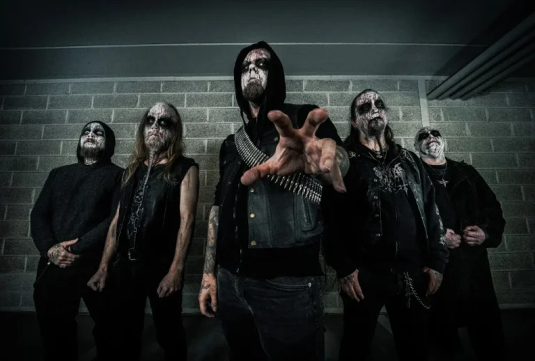 bloodmother band photo